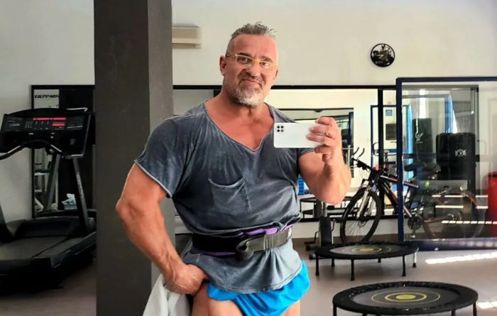 Morto il bodybuilder triestino Andrea Tedeschi, stroncato da un malore a 56 anni
