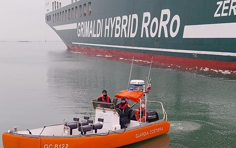 Principio di incendio a bordo di un mercantile ormeggiato nel Porto di Venezia