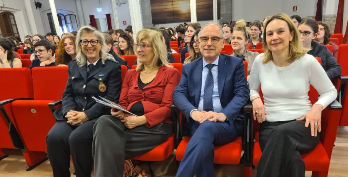 Lezioni di sicurezza stradale per oltre studenti di Trieste