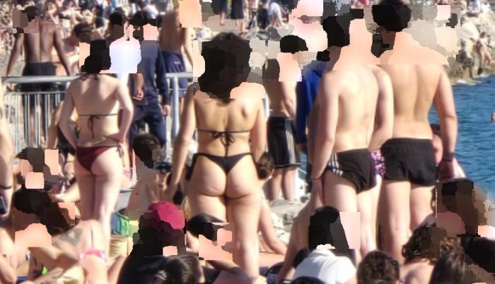 A Barcola c’è la gente giusta: divertimento sfrenato e folla ovunque 