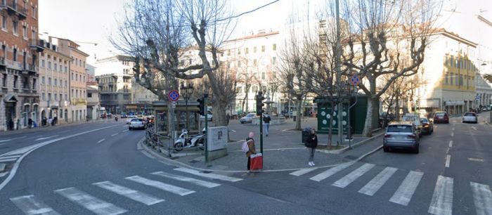 Piazza Garibaldi, pestarono giovane in 5 e con mazze per una fidanzatina