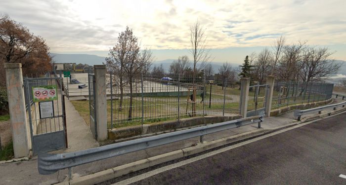 Altura & Borgo-SHOCK: “Uomo incappucciato aggredisce bimbi fuori dalle scuole”