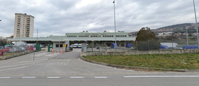 Malviventi entrano nelle Poste di via Brigata Casale nella notte, fuga all'arrivo della Guardia Giurata