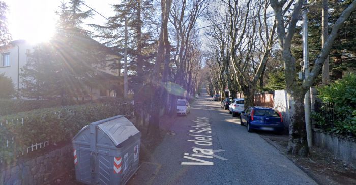 Attenzione a Opicina, cane libero aggredisce cagnetta in via del Sabotino