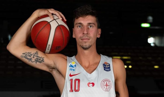 Pallacanestro Trieste scende in campo con il cuore: la "S" di Sveva sulle maglie della stagione 2024/25
