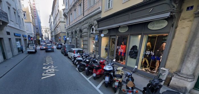"La Porta Accanto" chiude, un altro storico negozio di Trieste abbassa le serrande