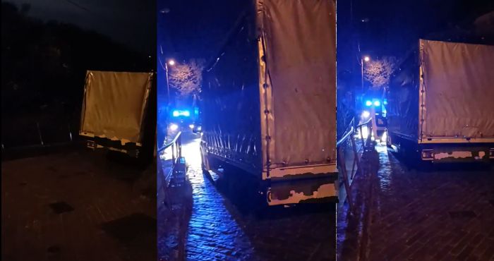 Vie strette a Trieste, un lettore chiede segnaletica in quattro lingue per evitare disagi (VIDEO)