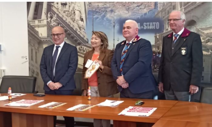 La solidarietà della Polizia di Stato: donazione dell’ANPS di Trieste ad A.B.C. per i bambini del Burlo