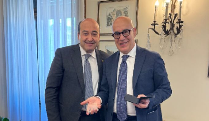  Prefetto saluta il Questore Ostuni nell’ultimo giorno di servizio: «Esempio di dedizione e professionalità»