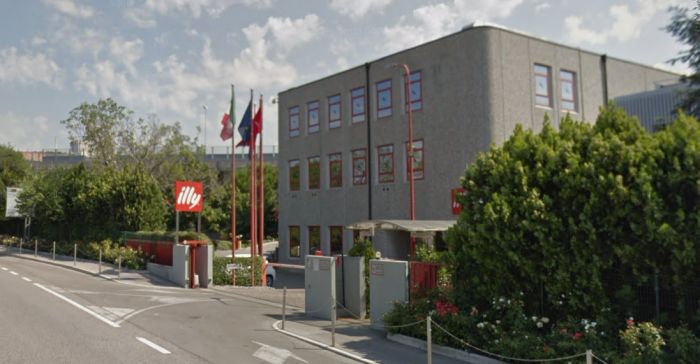 Illycaffé: "Valutiamo se trasferire parte produzione in Usa"