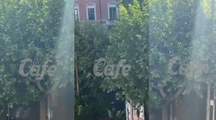 Confusione e rabbia alle 7.45: piazza Garibaldi di nuovo sotto i riflettori, cittadini esasperati (VIDEO)