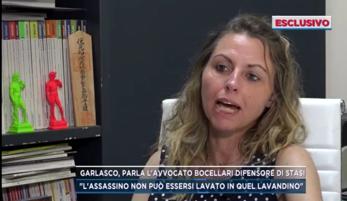 Mattino 5, l’avvocato di Stasi: “Sul dispenser non solo sue impronte, l’assassino non si lavò le mani”