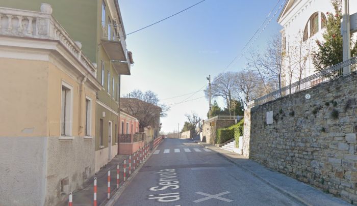 Servola, furto da 1.500 euro mentre scarica attrezzi dal furgone: intervento dei Carabinieri