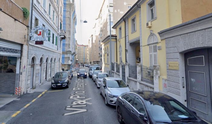 Trieste, aggressioni al centro di via Gambini: operatori sanitari minacciati di morte