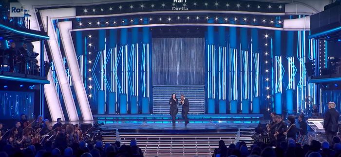  Sanremo: al via la seconda serata, 15 big in gara 