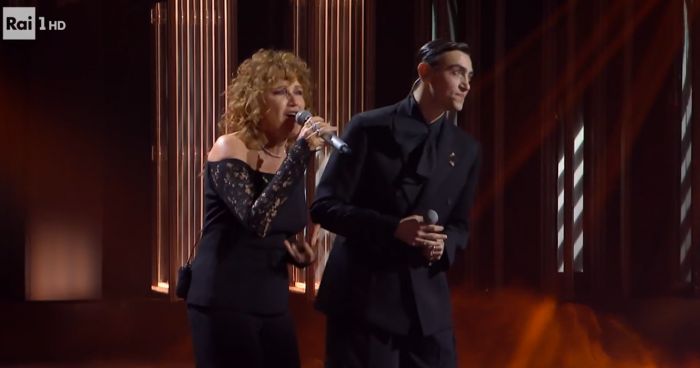 Sanremo, intensi Bravi e Mannoia su "Domani è un altro giorno"
