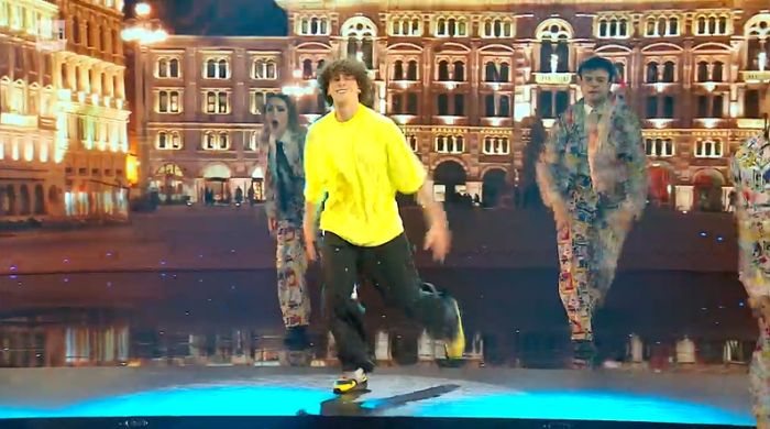 Triestino conquista “Dalla strada al palco” su Rai Uno: Matteo Lo Piccolo emoziona il pubblico
