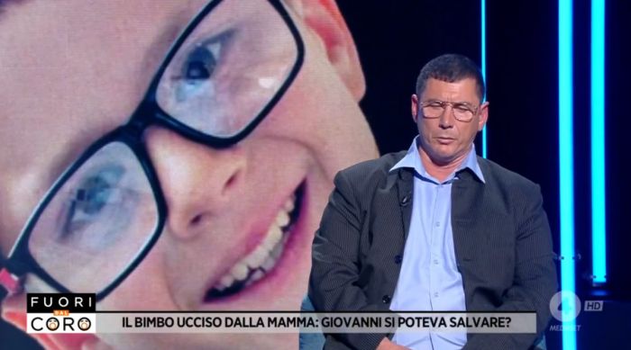  Fuori dal coro, caso Giovanni, il padre rompe il silenzio in tv: “Come è morto lui, sono morto anch’io”