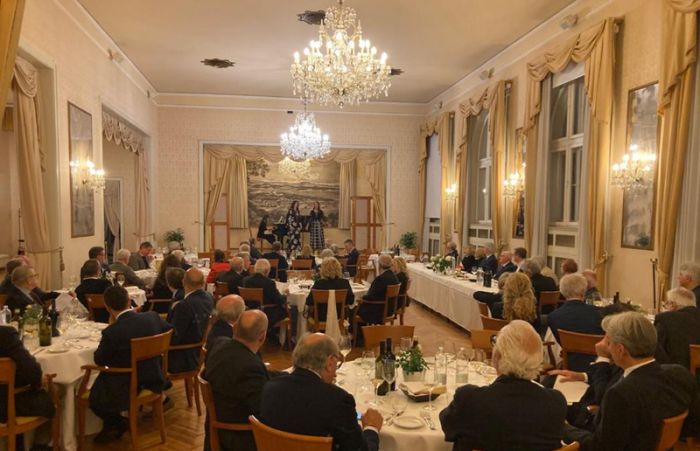 Il Rotary Trieste accende il dibattito sul giornalismo che cambia e applaude i giovani talenti