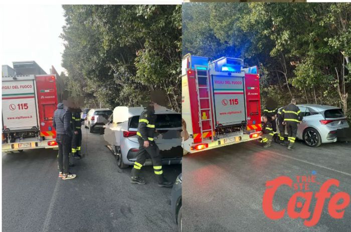 Bambino di 5 anni abbandonato in auto a Barcola: salvato dai vigili del fuoco