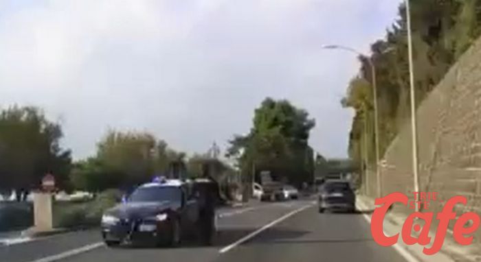 Scontro in viale Miramare, coinvolta un'auto dei Carabinieri: in 4 all'ospedale 