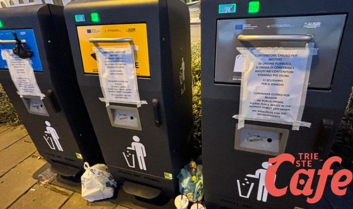 Papa a Trieste, bottini delle immondizie sigillati per sicurezza