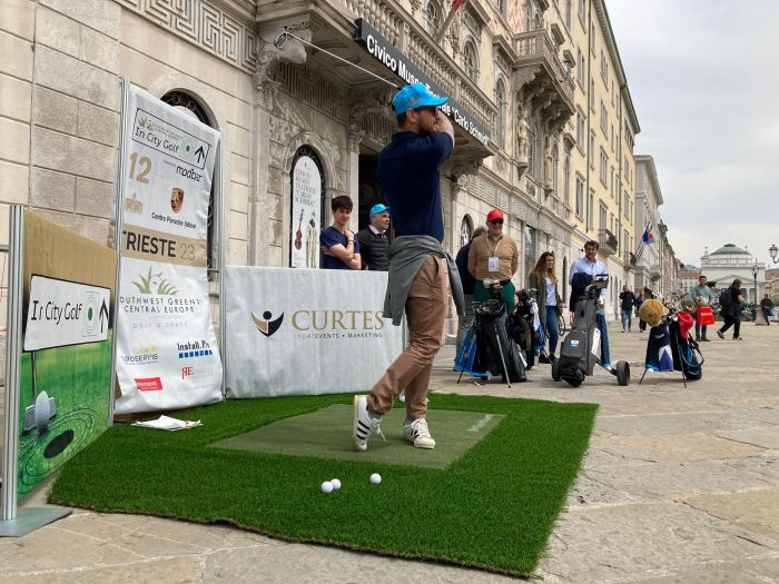 Torna a Trieste In City Golf: evento di golf cittadino, con le buche posizionate nel cuore di Trieste!