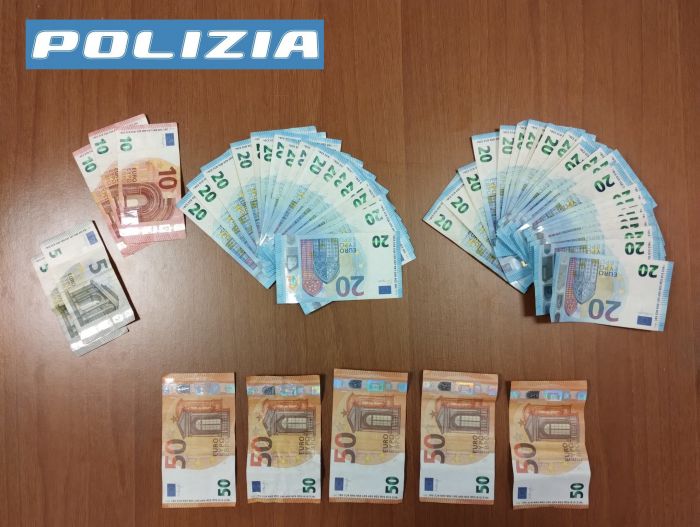 Fermati due truffatori con banconote false: spendevano 50 euro taroccati nei negozi