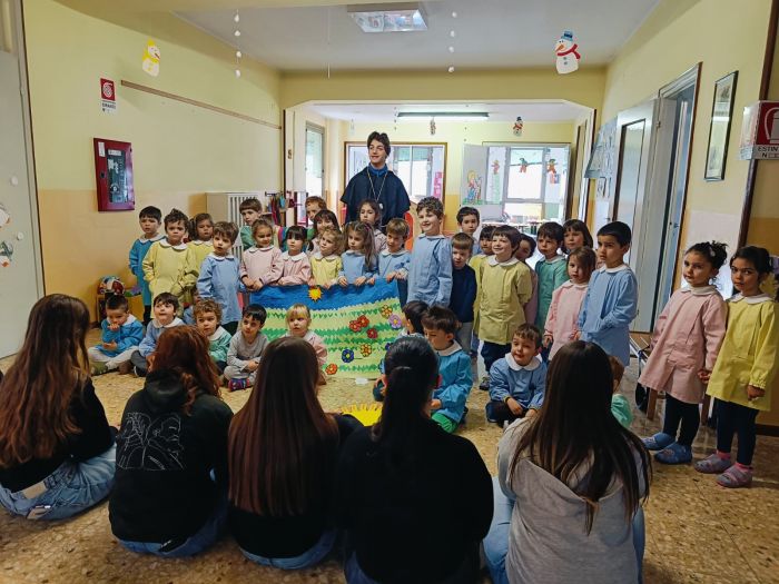 "Fratello Sole, Sorella Luna": al Collegio Dimesse la lode al Creato diventa lezione tra i banchi