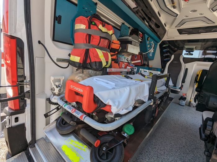 Feriti con coltello due uomini a Trieste, un fermo: emergenza accoltellamenti