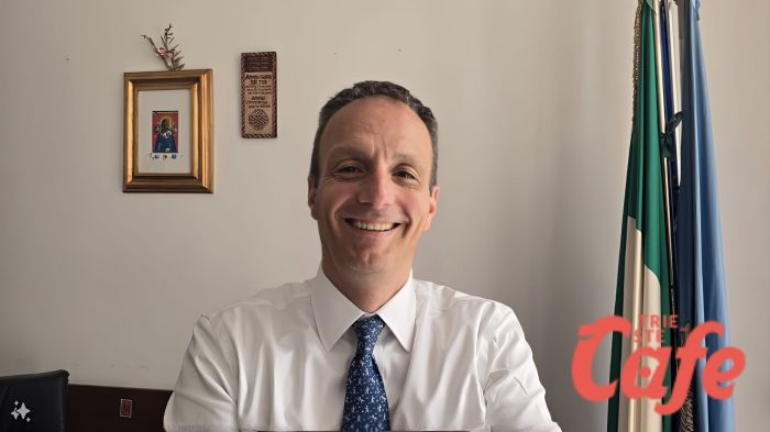 Russo presenta nuovi documenti contro ovovia: "vicenda che per i triestini si è protratta anche troppo" (VIDEO)