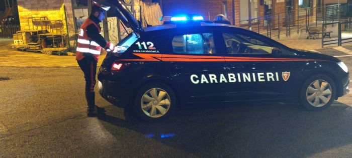 Brillanti Carabinieri arrestano un passeur: in auto con cinque migranti irregolari