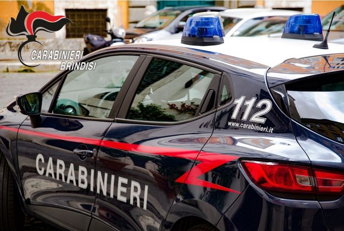  Violenza donne: ferisce moglie con pezzo di vetro, arrestato a Nettuno
