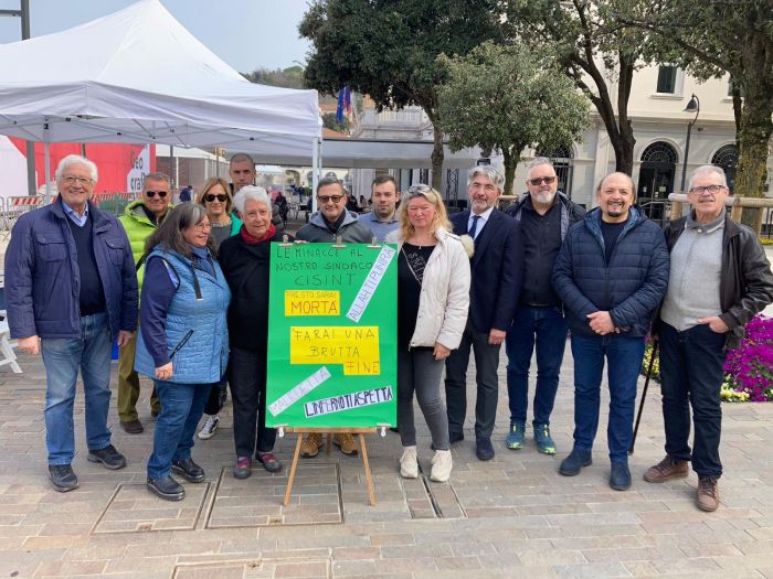 Lega: “i monfalconesi stanno con il Sindaco Cisint” 