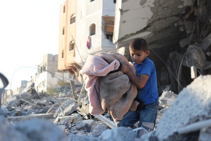 Da Gaza arrivati a Trieste otto bambini malati con le famiglie