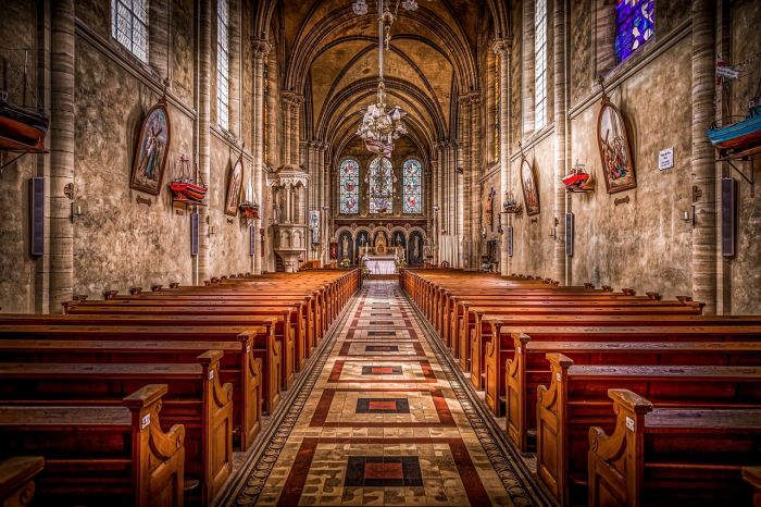 Chiesa, nuova campagna 8xmille. 243 mln per interventi caritativi