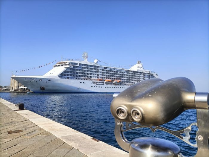 Trieste città delle crociere: giovedì arriva la prestigiosa Nieuw Statendam