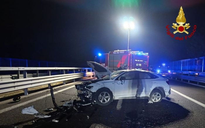 Veneto, ruota persa da camion colpisce auto in sorpasso: conducente illesa