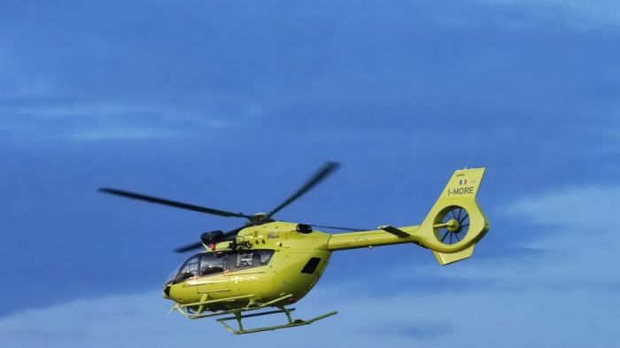 Incidente in A28, scontro auto - furgone: conducente elitrasportato all'ospedale 