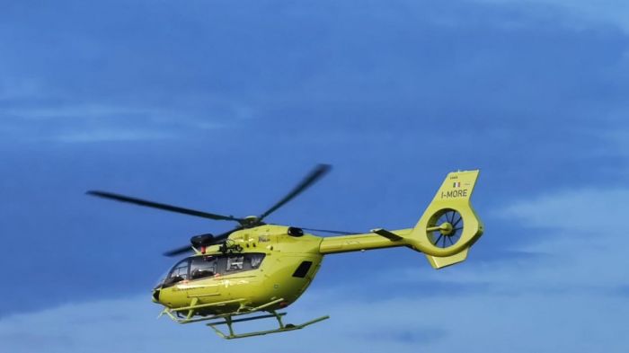 Grave incidente sugli sci allo Zoncolan: giovane in coma dopo un volo di 70 metri