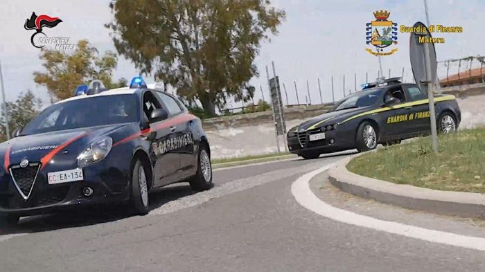 Truffa ai danni dello Stato a Trieste: 200.000 euro di Reddito di Cittadinanza incassati illegalmente