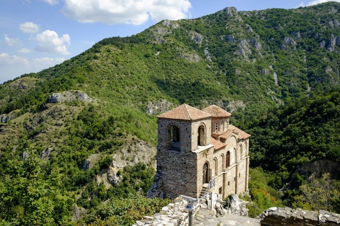 Coppia friulana in vacanza muore in moto in Bulgaria