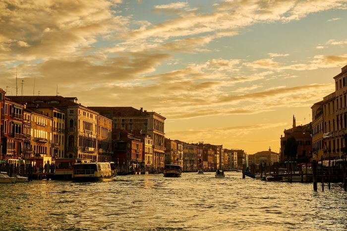 Weekend, visita a Venezia sconsigliata: temperature in forte rialzo