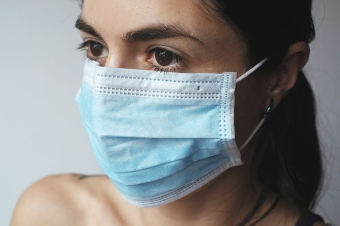 Fibrosi cistica: sensibilizzazione sul test del portatore sano, fontana di Nettuno illuminata di verde il 28 settembre