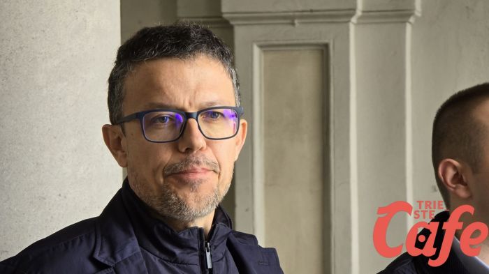 Movimento 5 Stelle, Menis su Silos: "Assessore Roberti soffre di sdoppiamento della personalità!!"