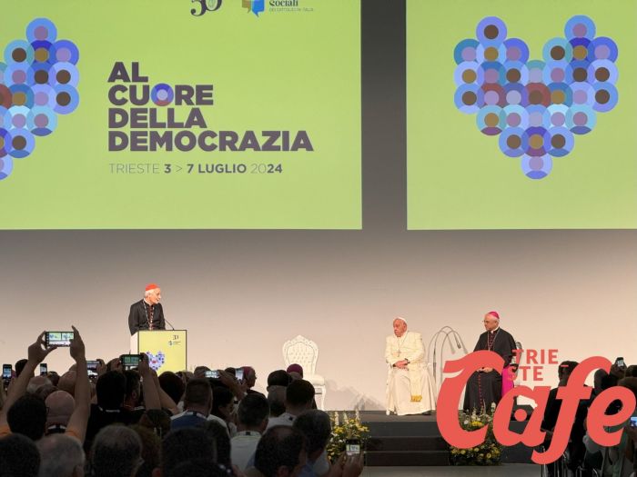 Trieste: 'possibile attentato contro Bergoglio', arrestato 46enne