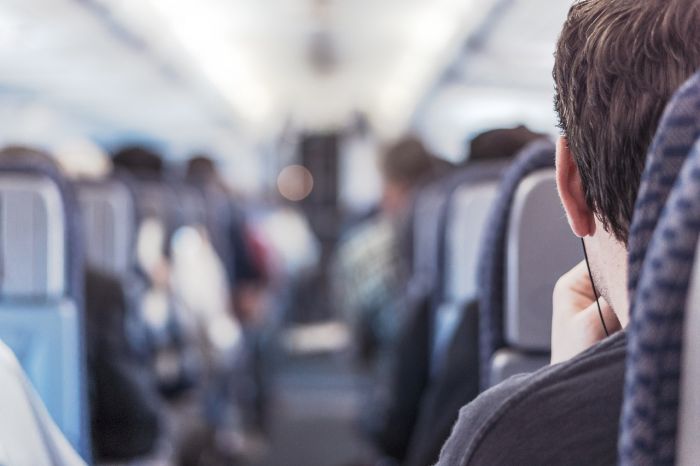 'Sputo e insulti alla capotreno' che chiedeva il biglietto
