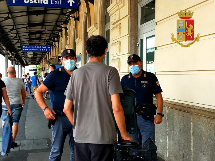 Catturato a Bologna l'"Arsenio Lupin" dei treni: furti anche a Trieste da dove è partito il treno 