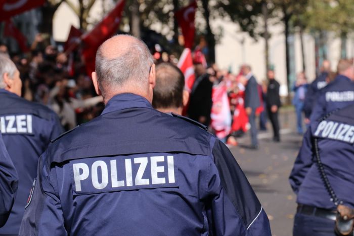 Austria: 23enne siriano accoltella passanti a Villach, un morto e quattro feriti