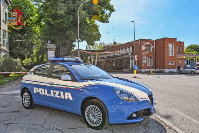 Via Canova centro dello spaccio cittadino, denunciata banda afgano-pakistana